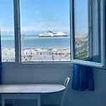 à La - Vue * Calais