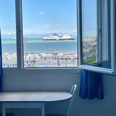 A La - Vue * Calais